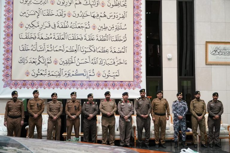مجمع الملك فهد لطباعة المصحف الشريف يستقبل وفدًا من ضباط الأمن العام بمنطقة المدينة المنورة