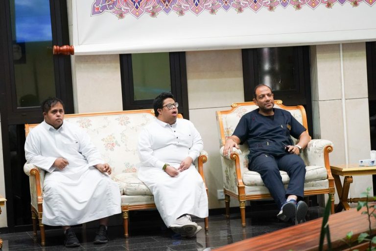مجمع الملك فهد لطباعة المصحف الشريف يستقبل عدداً من مستفيدي مركز بداية لذوي الاحتياجات الخاصة
