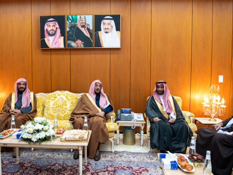 وزير الشؤون الإسلامية يزور مجمع الملك فهد لطباعة المصحف الشريف ويبحث المشاريع المستقبلية وتطوير الخدمات النوعية