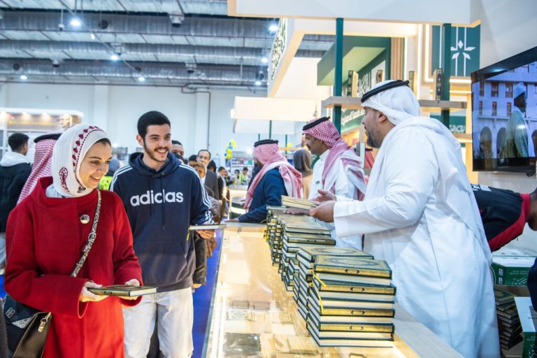 بنصف مليون زائر وزارة الشؤون الإسلامية تختتم مشاركتها في معرض القاهرة الدولي للكتاب 2026